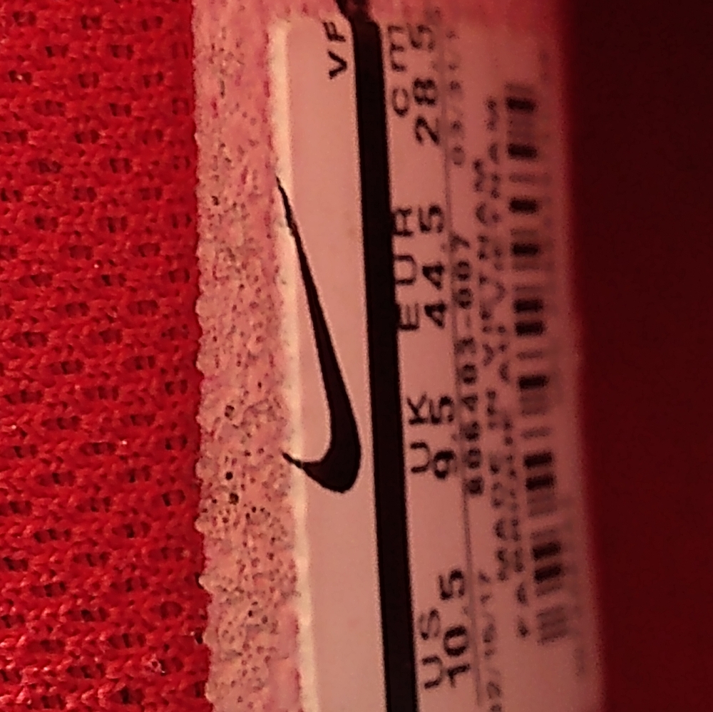 Nike - Picture 5 of 6
